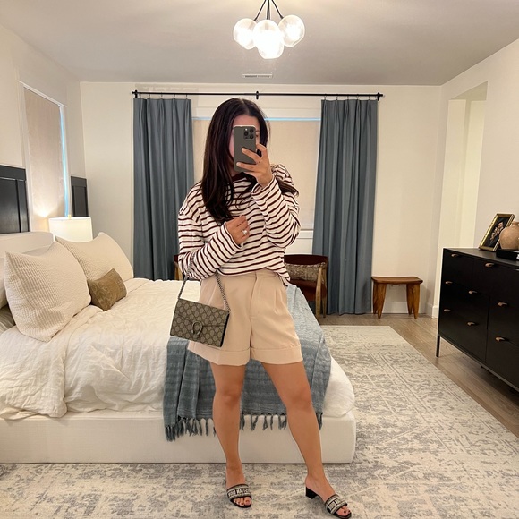 Crewneck sweater - Picture 2 of 7